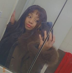 Meet your Posher, Bria